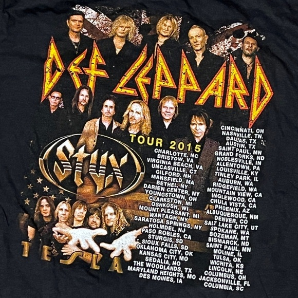 Def Leppard Rock n Roll Heavy Metal 2015 Tour Styx Tesla Concert Crewneck Tee - Picture 3 of 7